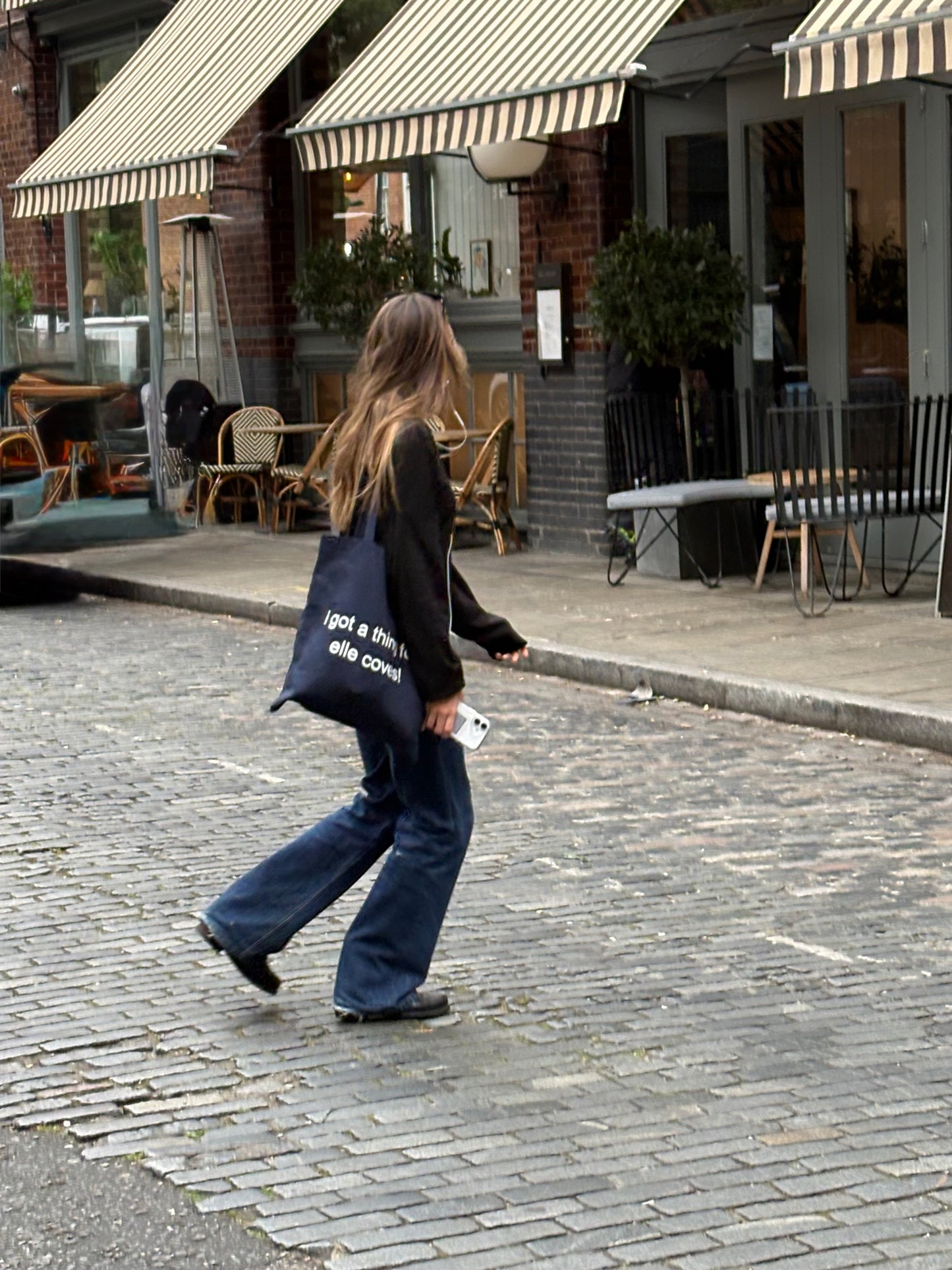 i got a thing for elle coves tote bag